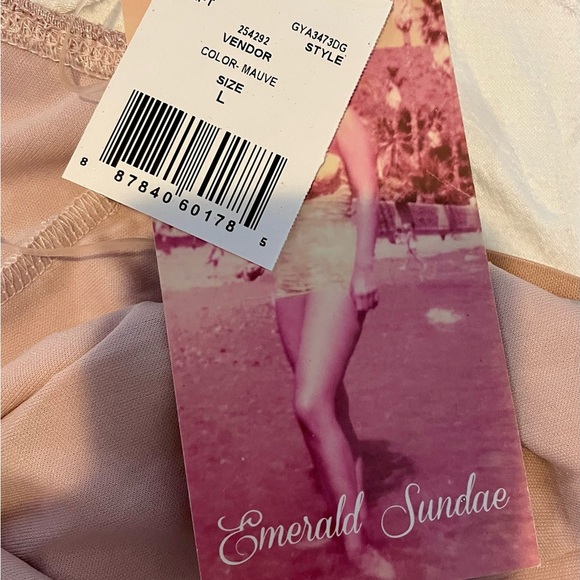 Emerald Sundae Mauve Dress - Picture 4 of 5